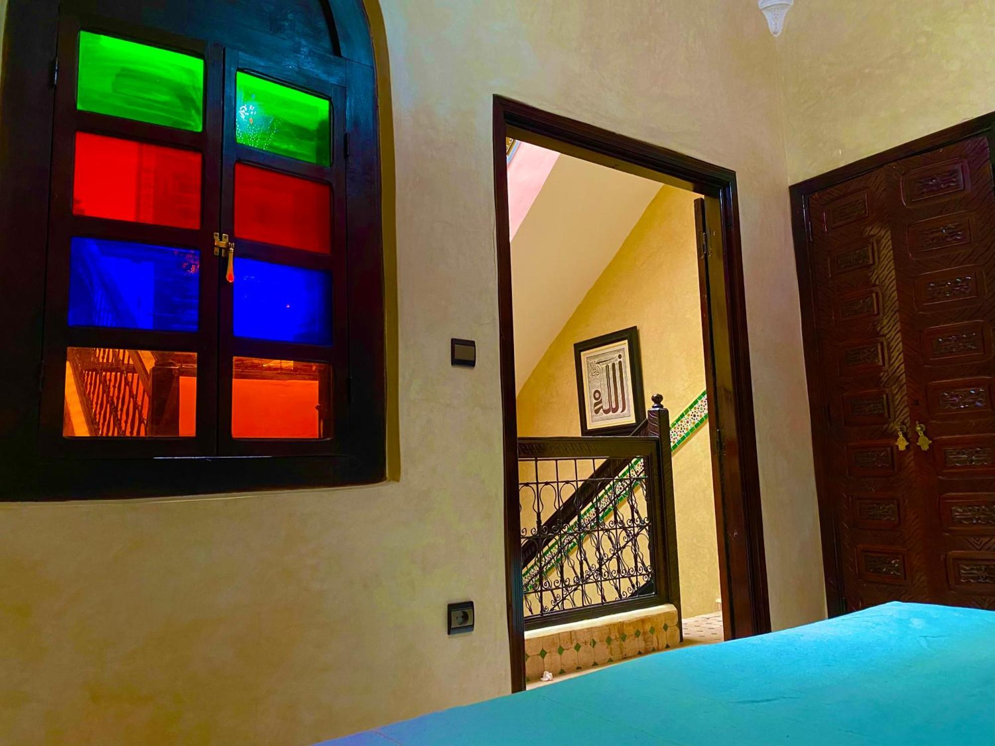 Riad Nezha Avec Jacuzzi Et 3 Piscines Au Coeur De Marrakesch Exterior foto