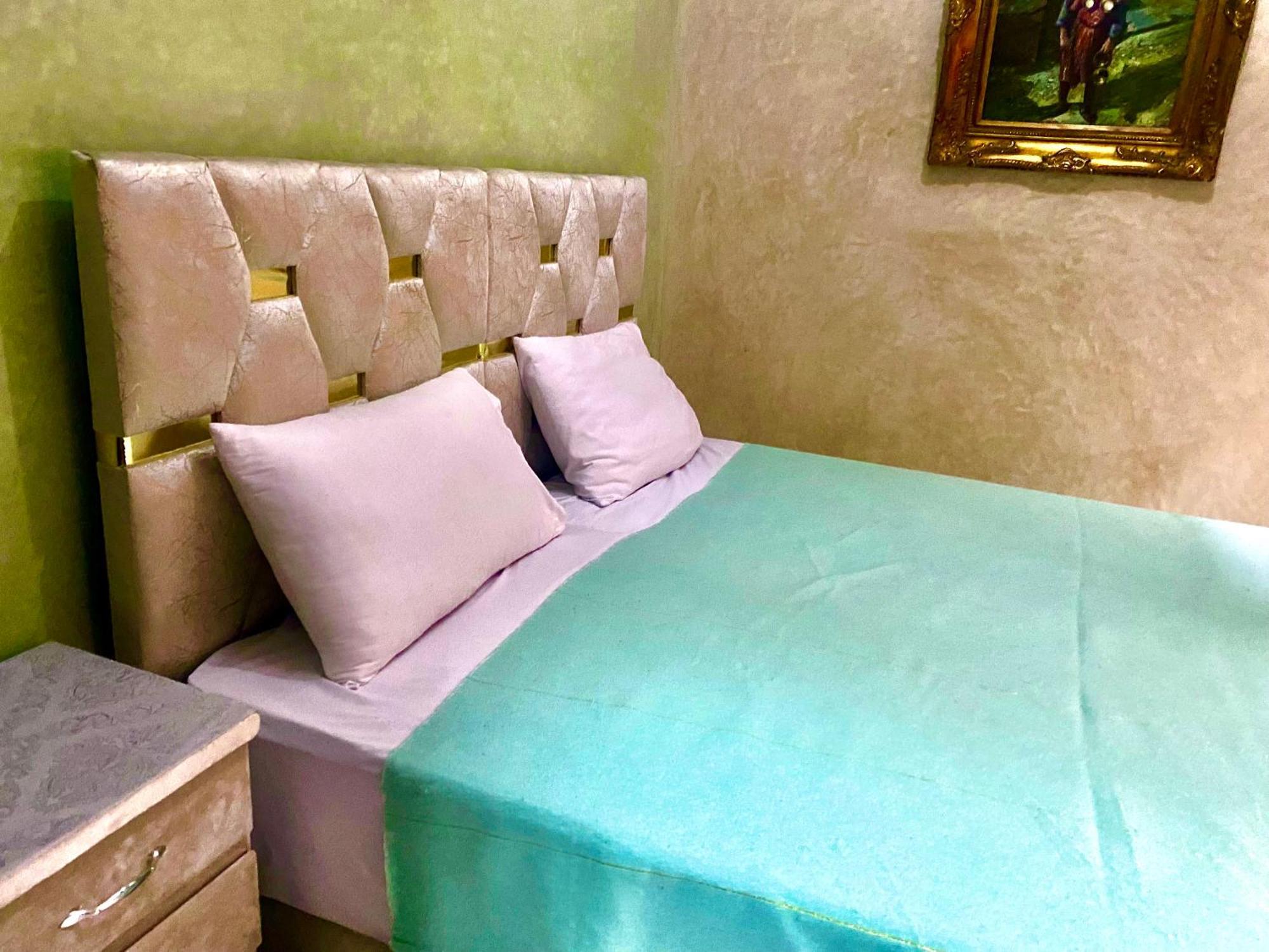 Riad Nezha Avec Jacuzzi Et 3 Piscines Au Coeur De Marrakesch Exterior foto